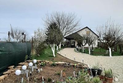 Casă și teren intravilan pentru investiții - 2