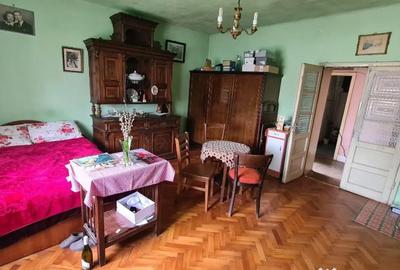 Casă cu 2 camere cu Teren 884 Mp în Pârneava - 9