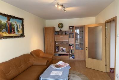 Ap 2 cam decomandate cu balcon  Vasile Aaron et 5/10 - 1