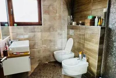 Casă cu 3 camere cu Teren 340 Mp în Central - 14
