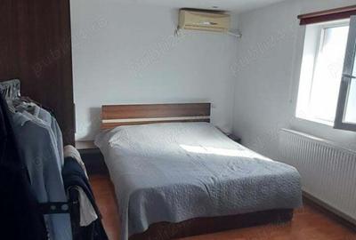 Casă cu 6 camere în Bucureștii Noi