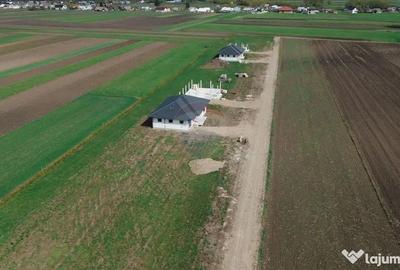 Casă cu 4 camere cu Garaj în Frătăuții Vechi - 7