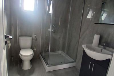 Casă cu 4 camere în Central - 2