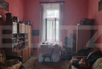 Casă cu 1 camere cu Teren 568 Mp în Central