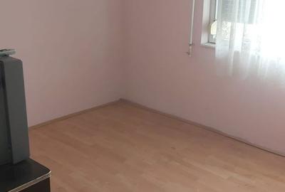 Apartament cu 2 camere nedecomandat în Central - 3