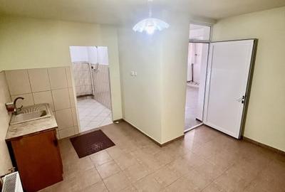 Casa de vanzare Frumusani - Spatiu Comercial la Parter - 25 min de Bucuresti - 15