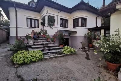 Casă cu Teren 1300 Mp în Goranu - 3