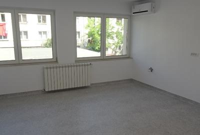 Inchiriez 3 cabinete medicale in Deva, zona Dacia, etaj 1, - 3