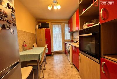 Apartament cu 3 camere semidecomandat, mobilat în Central - 2