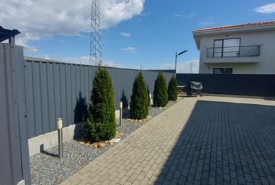 Duplex cu 4 camere cu Canalizare în Florești - 3