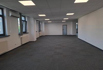 Spatiu birou , 372 m2- 250m2-190m2, vis a vis de  Palas - 4