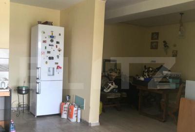 Casa P+M, teren generos 924 mp, Ideala pentru locuit + act - 2