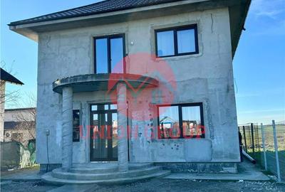 Casa Vila Parter + Etaj cu Teren de 500 mp, Localitatea Lazu Casa Vila Parter + Etaj cu Teren de 500 mp, Localitatea Lazu - 1