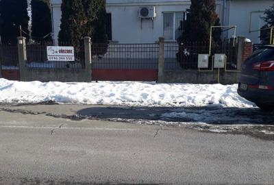 Casă cu 4 camere în Central - 2