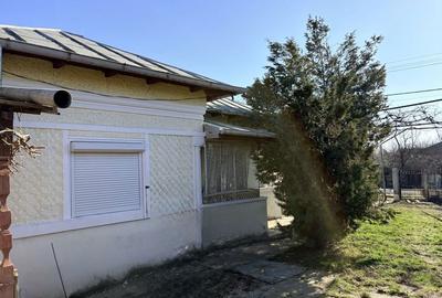 Casă cu 4 camere în Filipeștii de Târg - 1