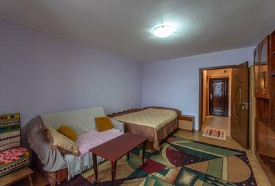 Garsonieră decomandată, mobilată în Titan - 3