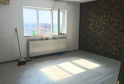 Apartament cu 3 camere decomandat în Sebastian - 3