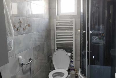 Casă cu 3 camere decomandat în Central - 6