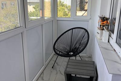 Apartament cu 2 camere semidecomandat în Craiovița Nouă - 3