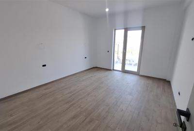 Apartament cu 3 camere decomandat în Valea Lupului - 8