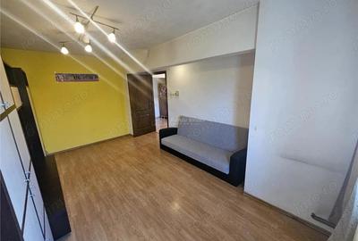 Apartament cu 3 camere semidecomandat în Calea Caransebeșului - 1