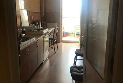 Apartament cu 3 camere decomandat în Dacia - 2