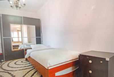 Apartament cu 3 camere nedecomandat în Sala Palatului - 3