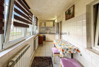 Apartament cu 3 camere decomandat, mobilat în Dacia - 9