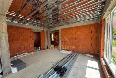 Casă cu 4 camere cu Teren 418 Mp în Oncea - 3