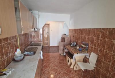 Apartament cu 3 camere decomandat în Central - 9