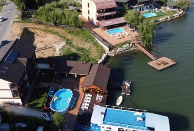 Spațiu comercial, de 800 mp, în Eșelnița - 4