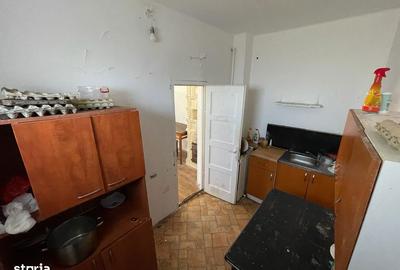 Casă cu 3 camere cu Canalizare în Bartolomeu - 3