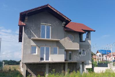Casa in zona reziden?iala Ha?eg - Nala? Vad - 4