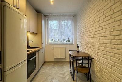 Apartament cu 2 camere semidecomandat, mobilat în Gruia