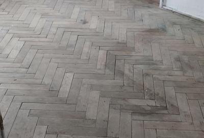 Apartament cu 2 camere nedecomandat în Central