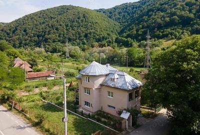 Casa / Vila de vanzare COMISION 0% - 5