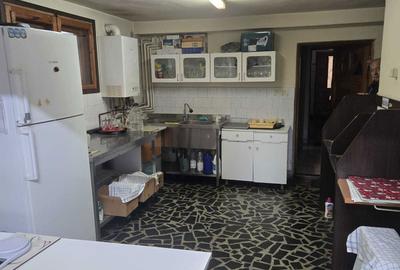 Spațiu comercial, de 400 mp, în Central - 1