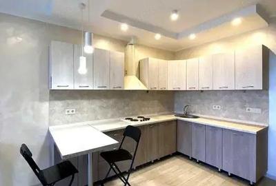 Garsonieră decomandată în 1 Mai - 5