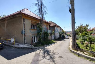 Casa cu teren de 700 mp in zona Garii, necesita renovare - 2