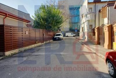 Proprietate deosebita intr-o casa interbelica, de vanzare in zona Unirii - 13