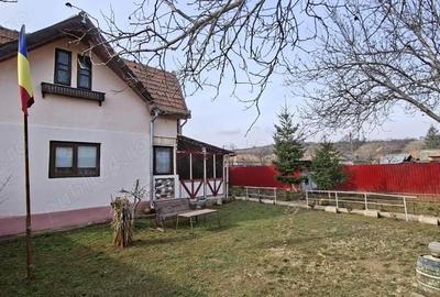 Casă cu 2 camere cu Teren 1050 Mp în Popeni - 1