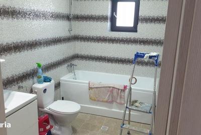 Casă cu 4 camere cu Teren 140 Mp în Leordeni - 1