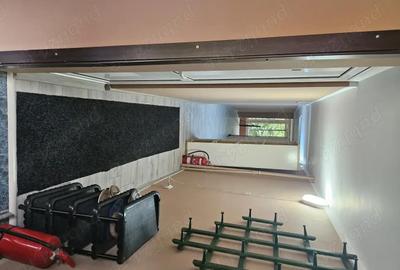 Casă cu 4 camere în Lupeni - 1