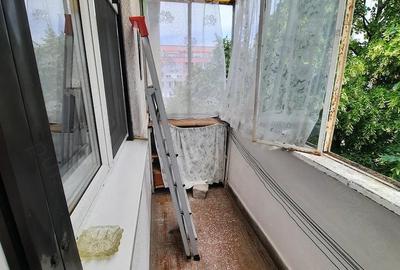 Apartament cu 2 camere decomandat în UTA - 2