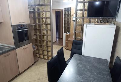 PROPRIETAR, vand apartament 4 camere, 2 bai, decomandat, etaj 1, in zona Lipovei. - 9