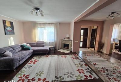 Casă cu 4 camere cu Teren 1000 Mp în Berești - 12