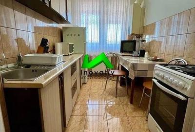 Apartament de vanzare 2 camere balcon Sibiu Rahovei - 2