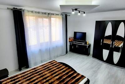 Apartament cu 3 camere decomandat în Central - 8