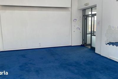 Spațiu comercial, de 200 mp, în Central - 1