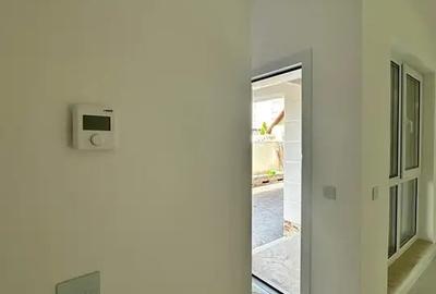 Vilă 5 camere / Nicolae Grigorescu / Trapezului / curte și parcare - 5